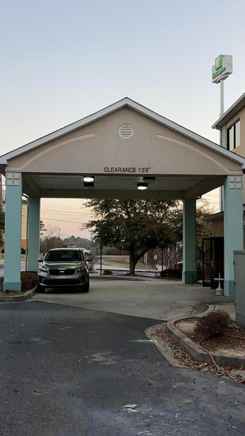 Rodeway Inn Augusta Exterior photo